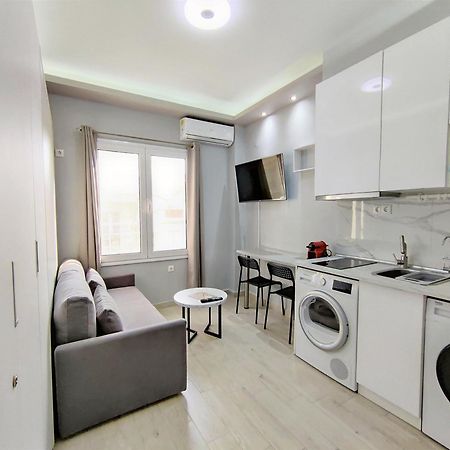 Pretty Petitie Fully Equipped City Center Studio เทสซาโลนิกิ ภายนอก รูปภาพ