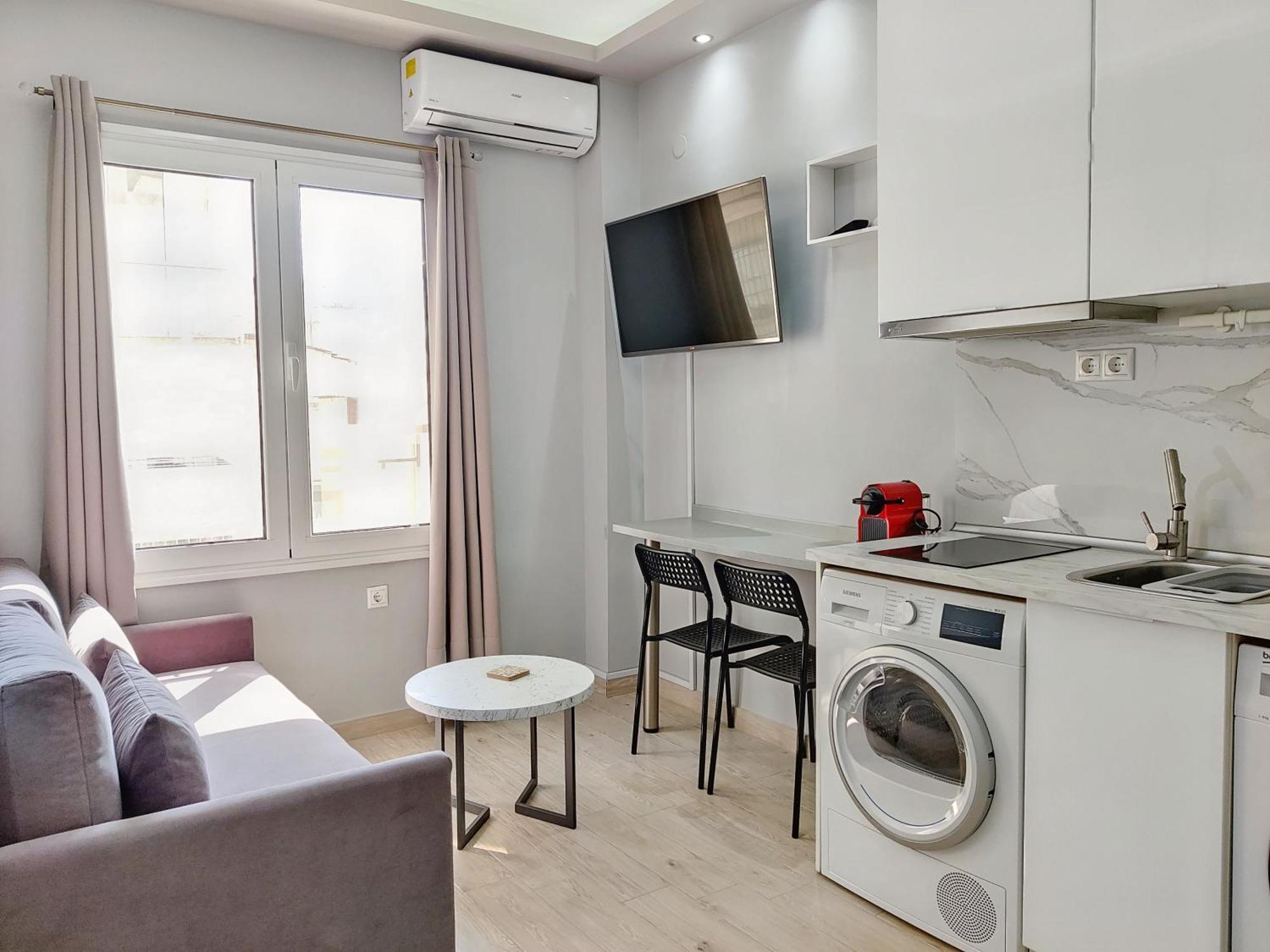 Pretty Petitie Fully Equipped City Center Studio เทสซาโลนิกิ ภายนอก รูปภาพ